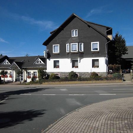 Hotel Dribischenhof Usseln Exterior foto