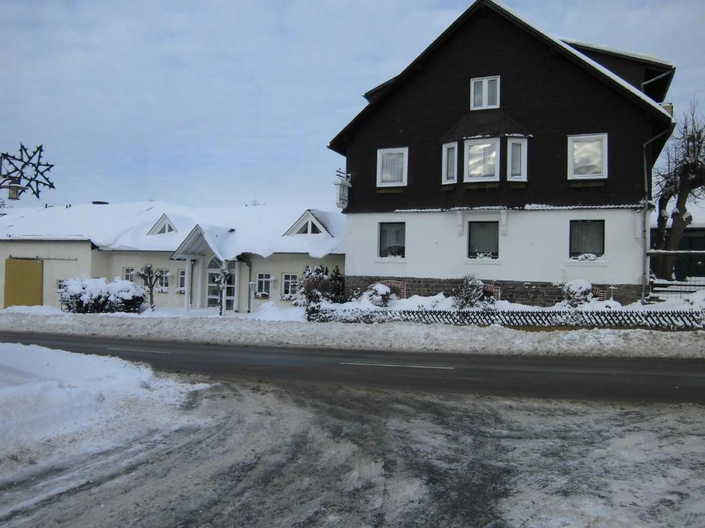 Hotel Dribischenhof Usseln Exterior foto